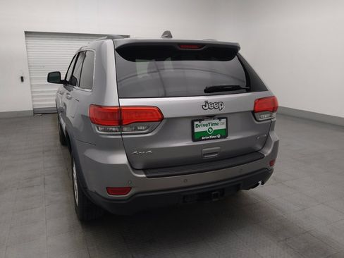 Used 2019 Jeep Grand Cherokee Laredo AWD/4WD image 6