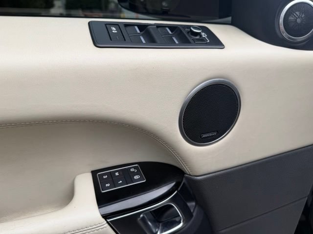 Used 2017 Land Rover Range Rover Sport Supercharged AWD/4WD image 14