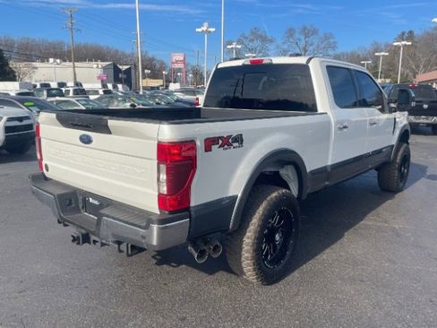 Used 2021 Ford F250 Lariat w/ Lariat Ultimate Package image 5