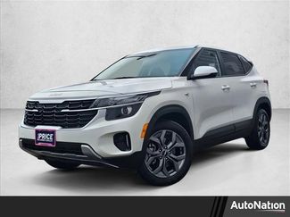 Used 2024 Kia Seltos LX video 1