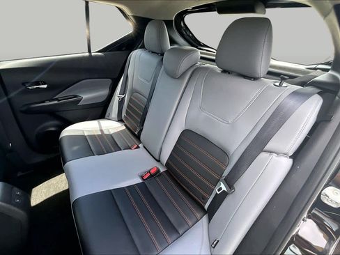 Used 2024 Nissan Kicks SR w/ SR Premium Package FWD image 18