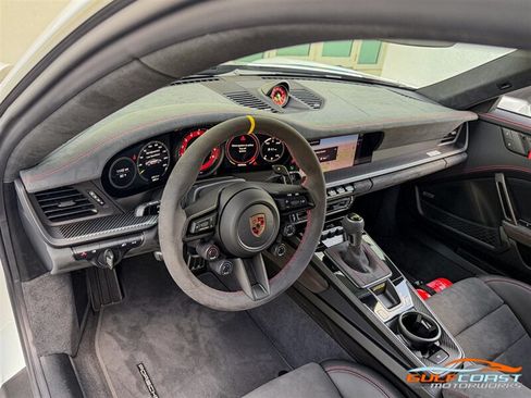 Used 2025 Porsche 911 GT3 RS RWD image 29
