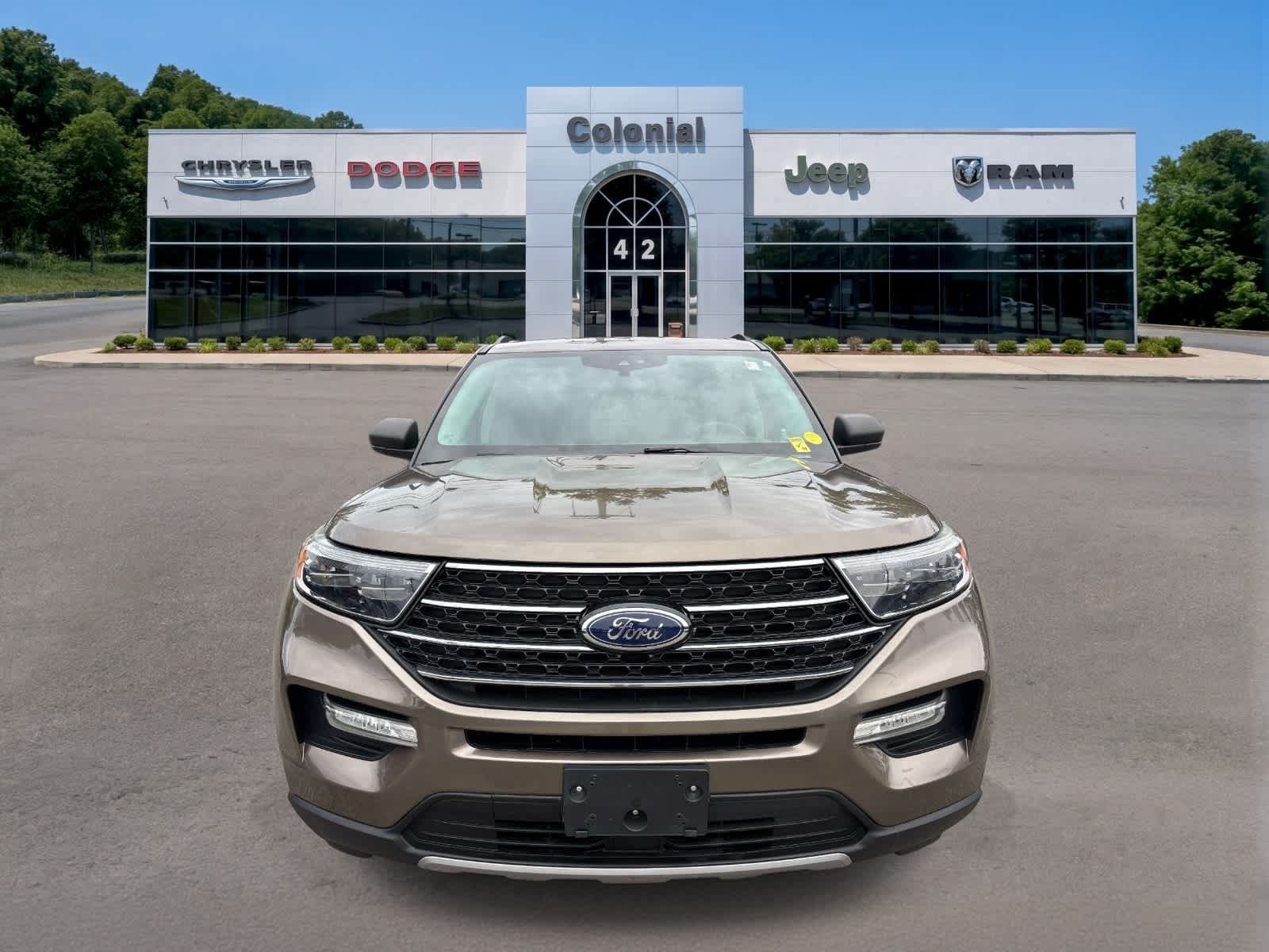 Used 2021 Ford Explorer XLT w/ Equipment Group 202A AWD/4WD image 8