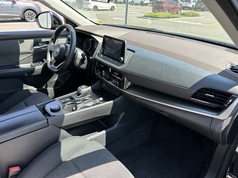 Certified 2022 Nissan Rogue SV AWD/4WD image 24