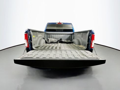 Used 2020 RAM 1500 Big Horn AWD/4WD image 33