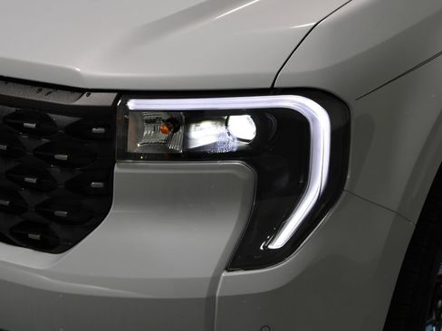 New 2026 Ford Maverick Lariat w/ 4K Tow Package image 57