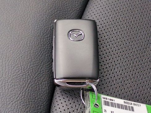 New 2025 MAZDA CX-5 Carbon Edition image 28