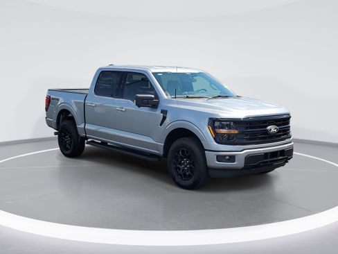 New 2025 Ford F150 XLT w/ Equipment Group 302A MID image 2