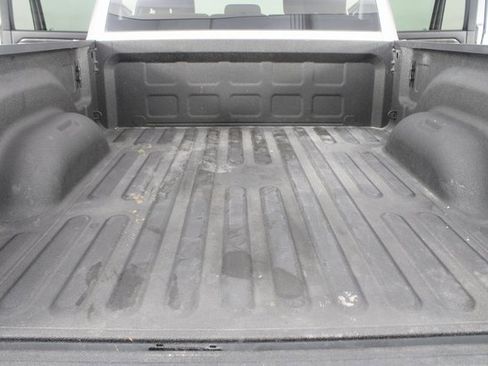 Used 2024 RAM 2500 Big Horn w/ Bed Utility Group image 17