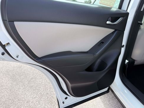 Used 2016 MAZDA CX-5 Sport FWD image 13