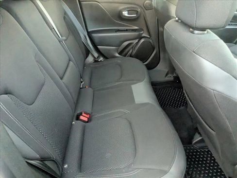 Used 2022 Jeep Renegade Altitude w/ Sun/Sound Group image 21