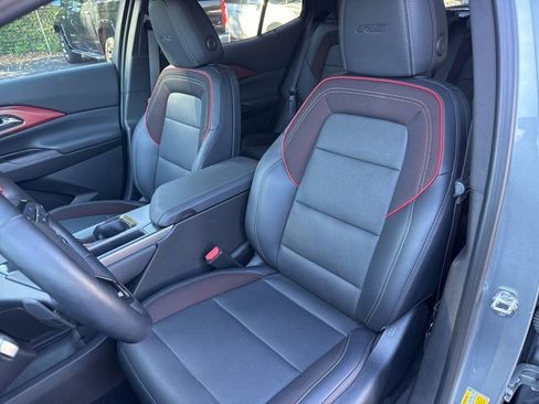 Used 2024 Chevrolet Equinox EV RS image 10