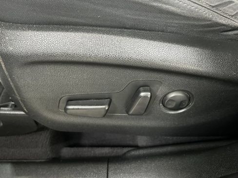 Used 2017 Kia Sorento AWD w/ LX Convenience Package image 10