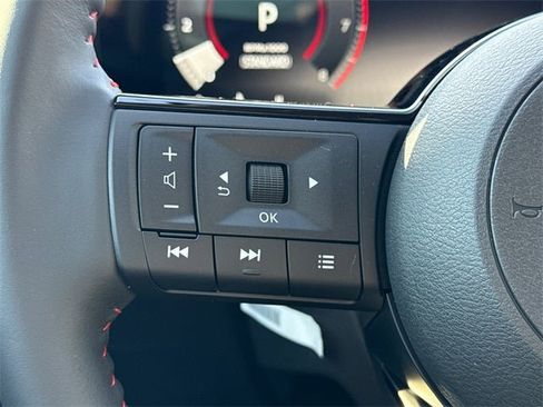 New 2026 Nissan Kicks SR image 30