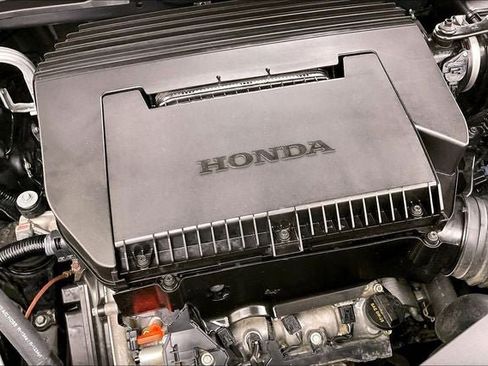 Used 2025 Honda Pilot EX-L image 29
