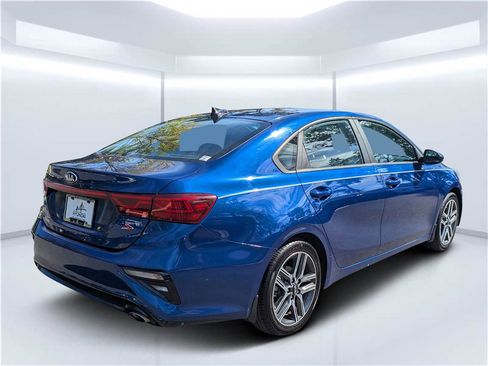 Used 2019 Kia Forte S image 3