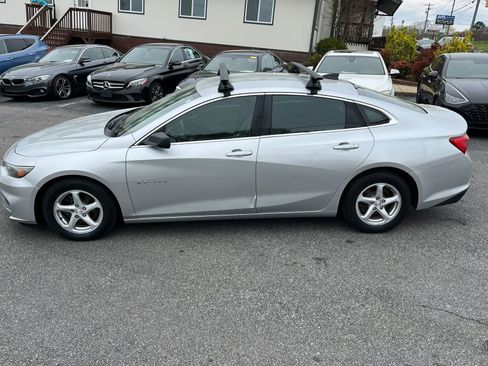 Used 2016 Chevrolet Malibu LS FWD image 4