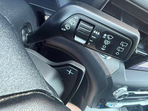 Used 2020 Ford Explorer Platinum w/ Premium Technology Package AWD/4WD image 27