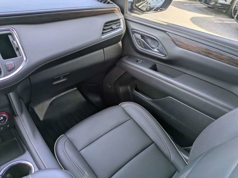Used 2023 Chevrolet Tahoe Premier AWD/4WD image 18