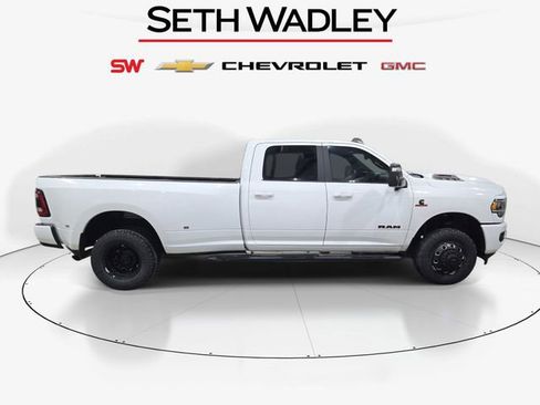 Used 2024 RAM 3500 Laramie w/ Night Edition image 8