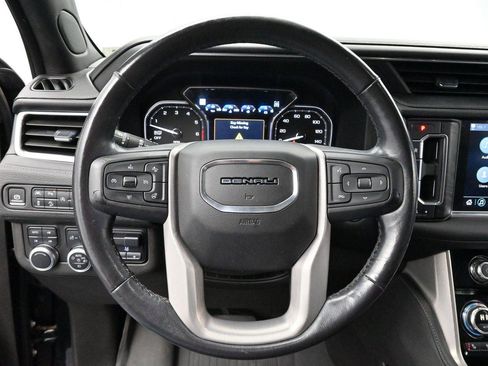 Used 2021 GMC Yukon Denali w/ Denali Premium Package AWD/4WD image 15