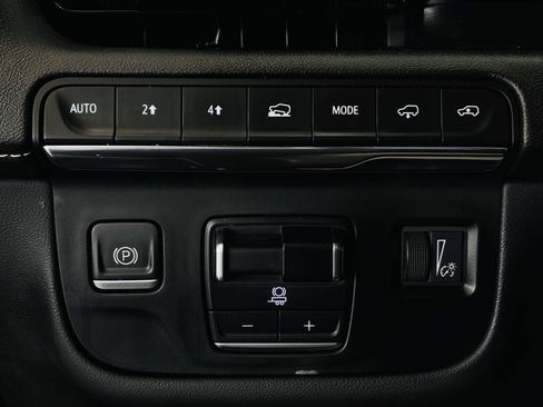 Used 2023 Cadillac Escalade Sport w/ Touring Package AWD/4WD image 59