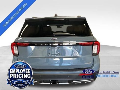 New 2026 Ford Explorer Active w/ Active Comfort Package AWD/4WD image 4