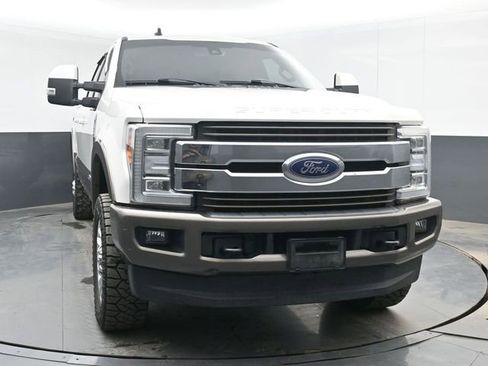 Used 2019 Ford F250 King Ranch w/ King Ranch Ultimate Package AWD/4WD image 3