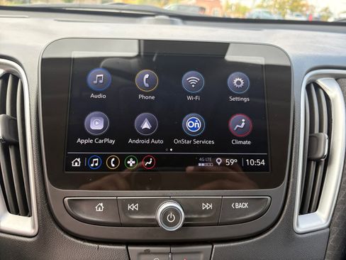 Used 2024 Chevrolet Malibu LT image 22