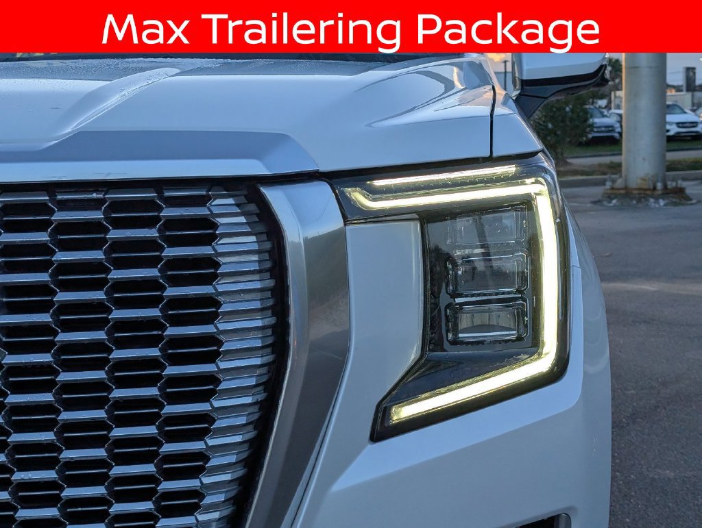 Used 2022 GMC Yukon Denali w/ Denali Premium Package RWD image 12