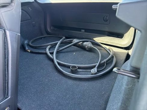 Used 2023 Volvo XC40 Recharge Core AWD/4WD image 7