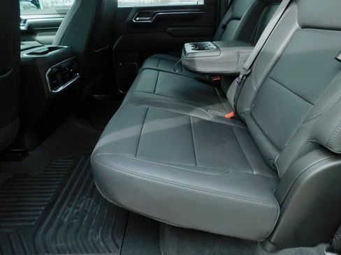 Used 2024 Chevrolet Silverado 2500 LTZ w/ LTZ Convenience Package image 22