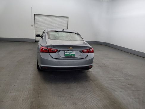 Used 2023 Chevrolet Malibu LT FWD image 6