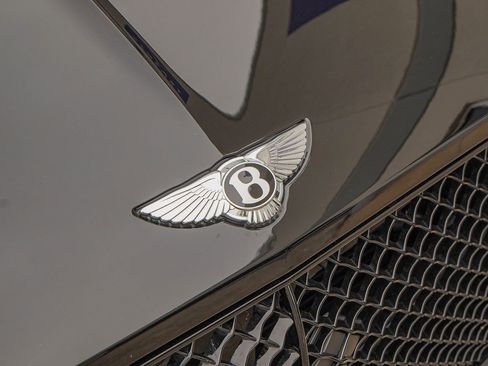 Used 2024 Bentley Continental GT AWD/4WD image 5