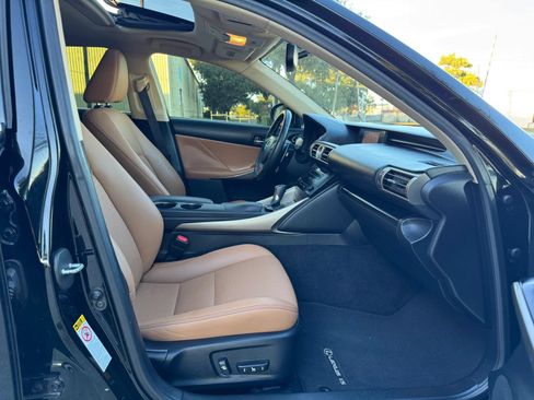 Used 2014 Lexus IS 350 w/ Navigation Package RWD image 38