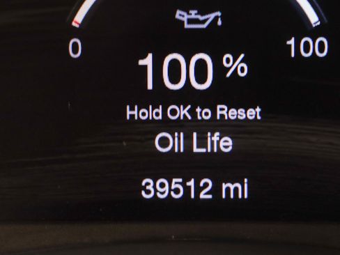 Used 2022 Jeep Grand Cherokee Limited image 16