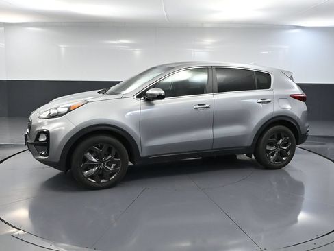 Used 2022 Kia Sportage LX w/ LX AWD Value Edition Package image 12