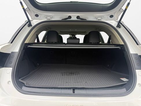 Used 2017 Lexus CT 200h 200h w/ Navigation System Package image 18