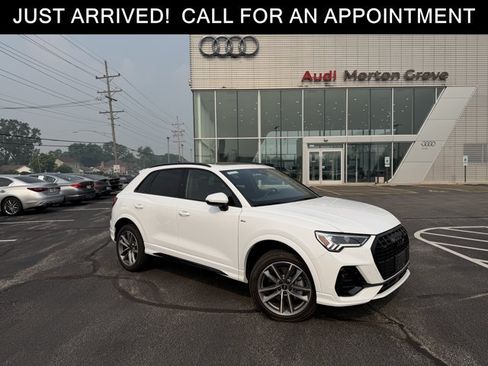 Used 2025 Audi Q3 2.0T Premium w/ Convenience Package AWD/4WD image 1