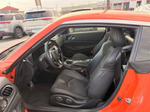 Used 2024 Nissan Z Performance w/ Heritage Edition image 6