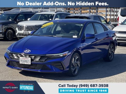 Certified 2024 Hyundai Elantra SEL w/ Convenience Package image 3
