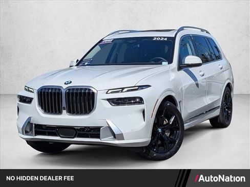 Used 2024 BMW X7 xDrive40i AWD/4WD image 1