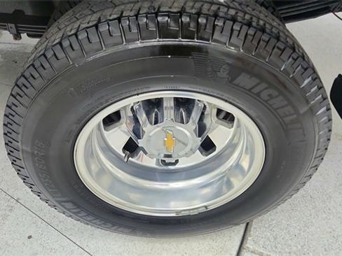 Used 2024 Chevrolet Silverado 3500 High Country image 60