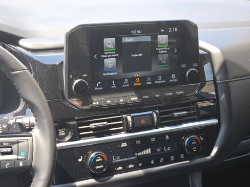 Certified 2025 Nissan Pathfinder SL AWD/4WD image 16