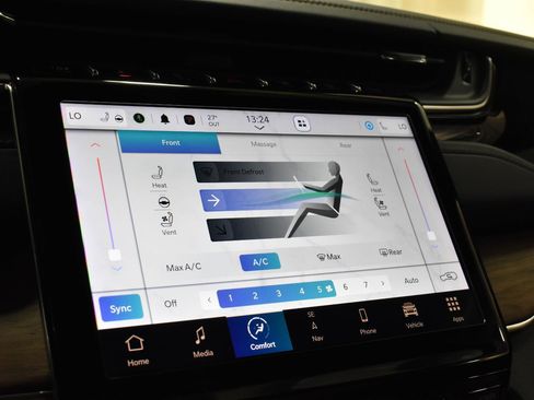 Used 2023 Jeep Grand Cherokee L Summit w/ Advanced Protech Group IV image 20