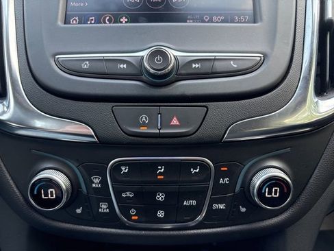 Used 2024 Chevrolet Equinox LT image 29