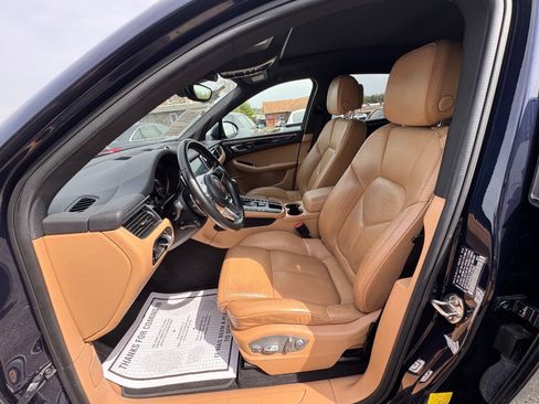 Used 2018 Porsche Macan AWD/4WD image 14