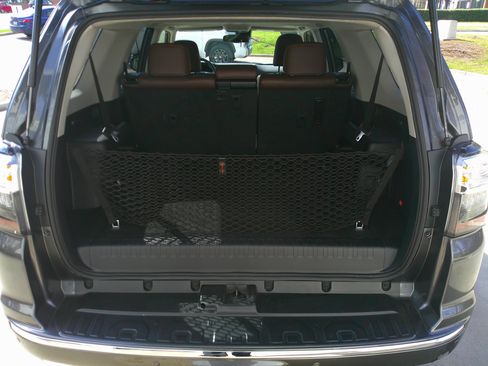 Used 2023 Toyota 4Runner Limited image 32