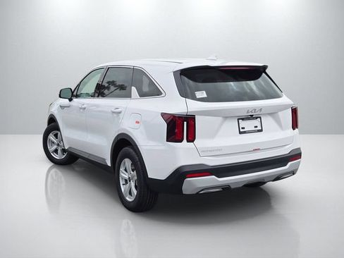 New 2026 Kia Sorento LX FWD image 6