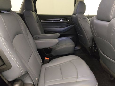 Used 2021 Buick Enclave Essence FWD image 19